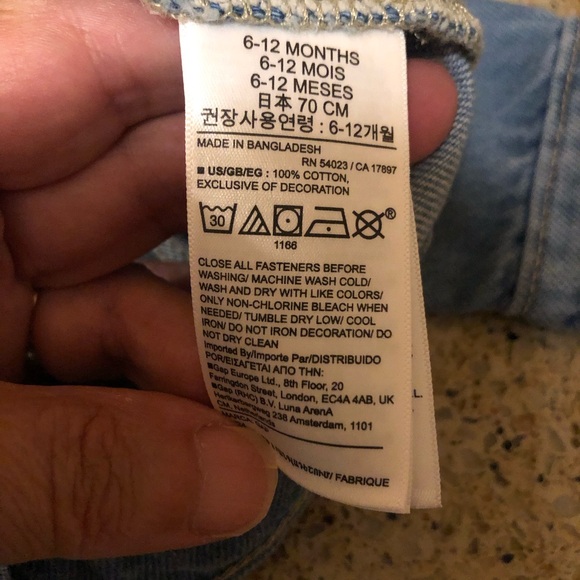 6-12 Month Baby Girl GAP Minnie Mouse Denim Jacket. - Picture 10 of 10